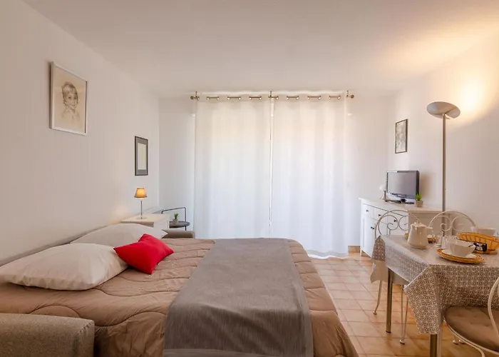 La Palmeraie Ii-3 By Interhome
